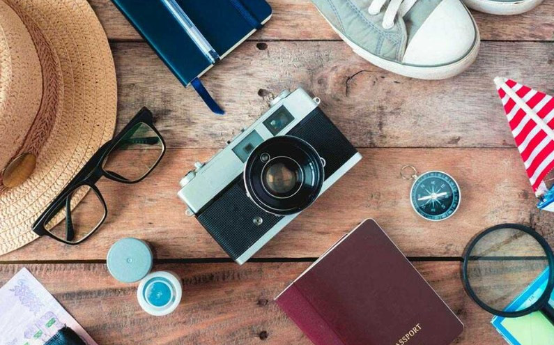 Top 10 Travel Essentials You Must Bring On Any Trip