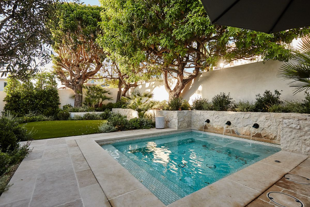 35+ Small Backyard Pools: Transform Your Outdoor Space into a Relaxing Oasis