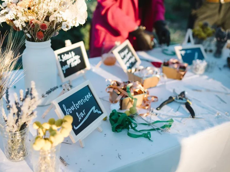 52+ Creative Flower Bar Ideas for Any Wedding