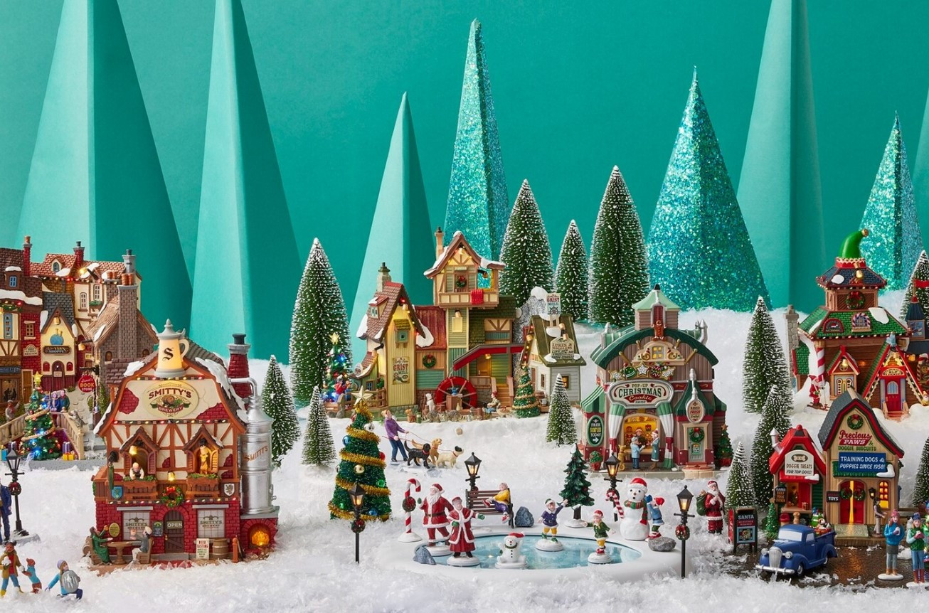 Mini but Mighty: Elevate Your Holiday Décor with Mini Christmas Ornaments