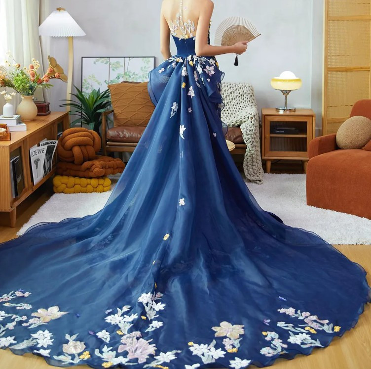 Stunning 53+ Navy Wedding Dress Ideas to Love