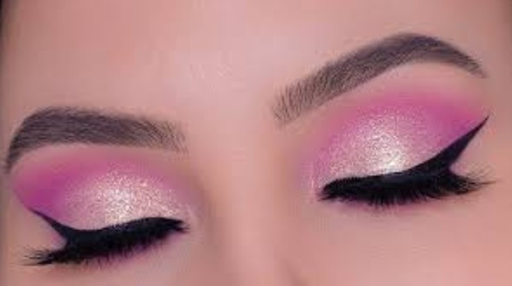 50+ Mesmerizing Two-Tone Ombre Pink Eyes for Every Style